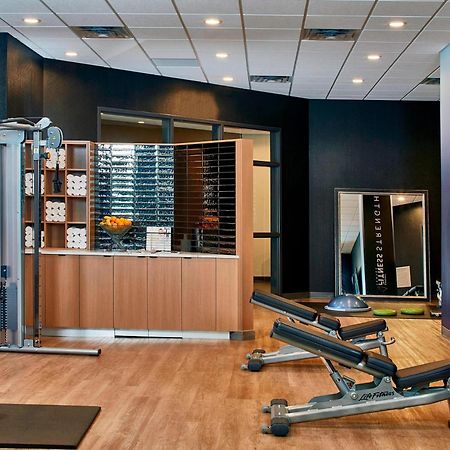 Minneapolis Marriott West Сент-Луис-Парк Экстерьер фото